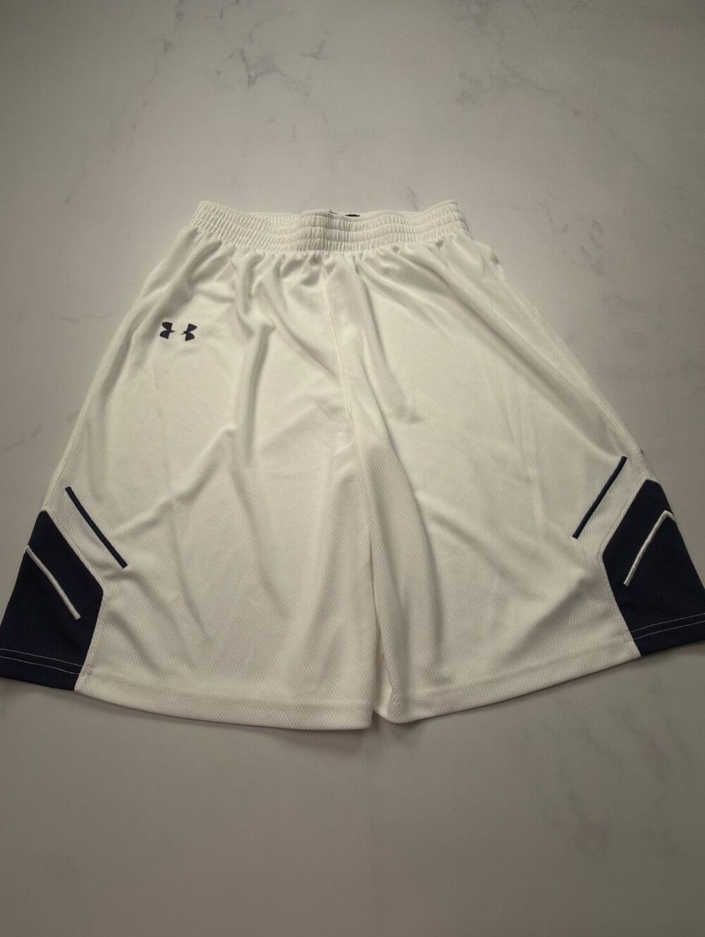 Under Armour Athletic Shorts White Navy 2010s Sporty Wide Leg - Boys XL